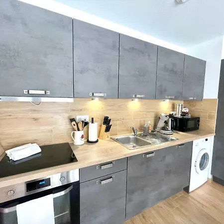 Daire Magnifique 2 Pieces, Equipe, Terrasse Privee *