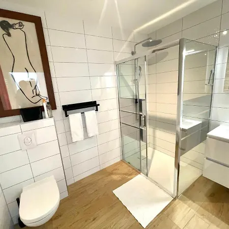 Magnifique 2 Pieces, Equipe, Terrasse Privee Daire