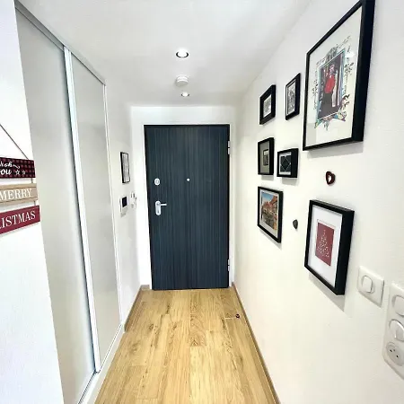 Daire Magnifique 2 Pieces, Equipe, Terrasse Privee *