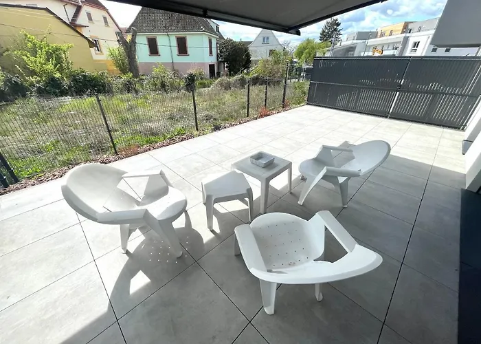 Daire Magnifique 2 Pieces, Equipe, Terrasse Privee